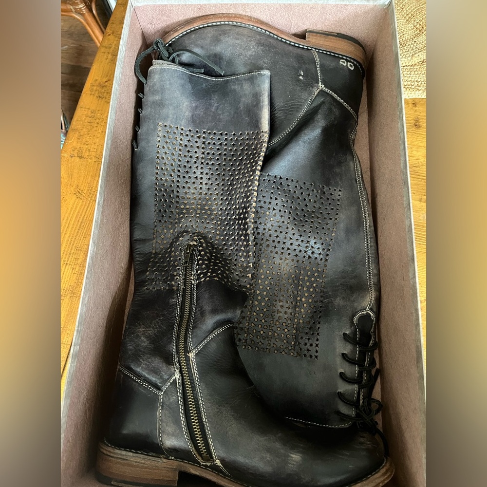 Black boots